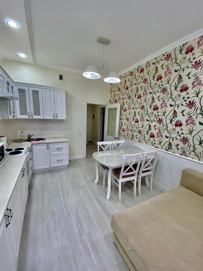 Expo Boulevard-5 Appartement Astana Buitenkant foto